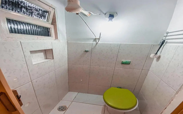 Kitnet completa a 800m da Praia