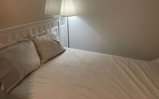 Waterfront York Suites