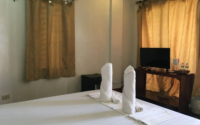 El Nido Beach Hotel