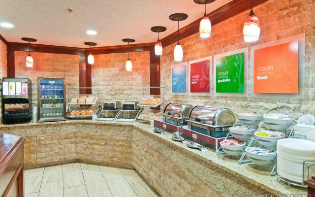 Quality Suites Addison - Dallas