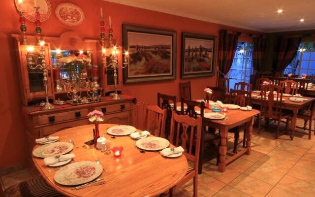 Avalon Guest Manor