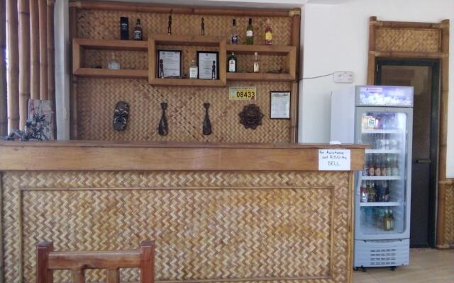 Happy Time Palawan Guest House