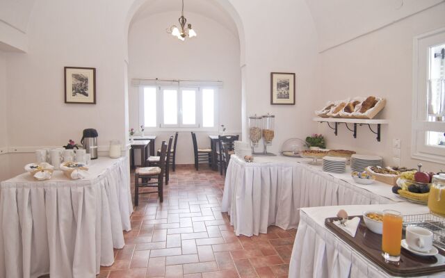 Villa Ilias Caldera Hotel