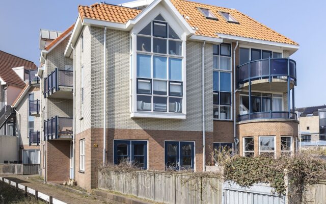 Beautiful Apartment in Bergen aan Zee Near Seabeach