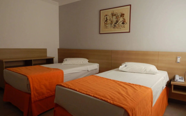 Frimas Pampulha Hotel