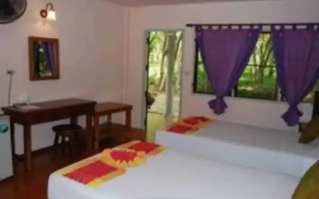 Country Lake Nature Lodge