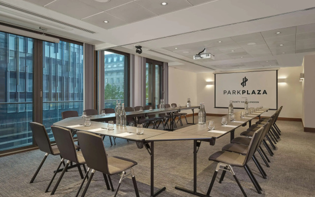 Park Plaza County Hall London