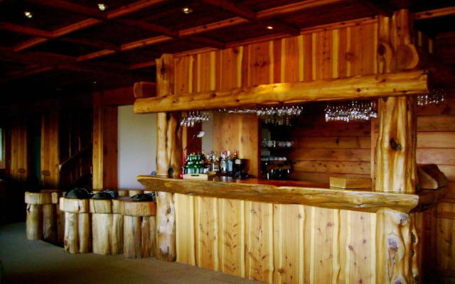 Isla Victoria Lodge