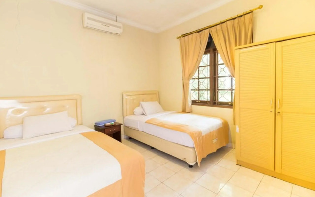 RedDoorz Resort @ Cimahpar Bogor