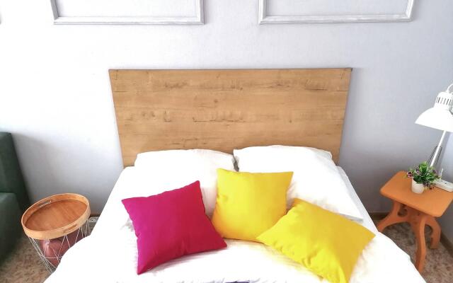 Две подушки на улице 1-я Заречная 10