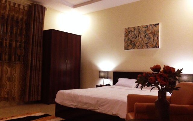 Meowy Boutique Hotel