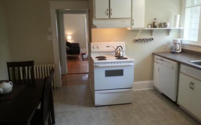 Leaside Executive Apartments