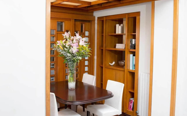 Caracciolo 13 Rooftop & Suites