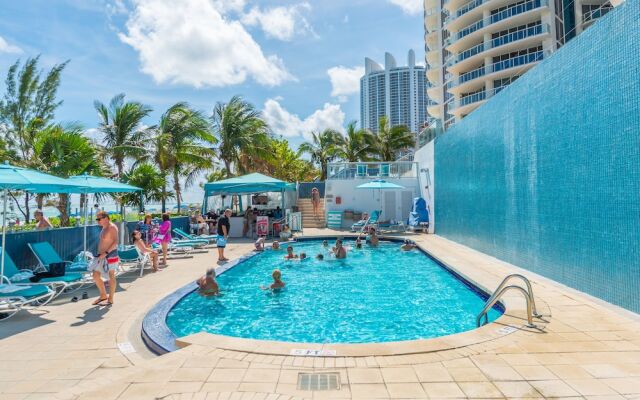 MARENAS BEACH RESORT by Miami And The Beaches Rentals