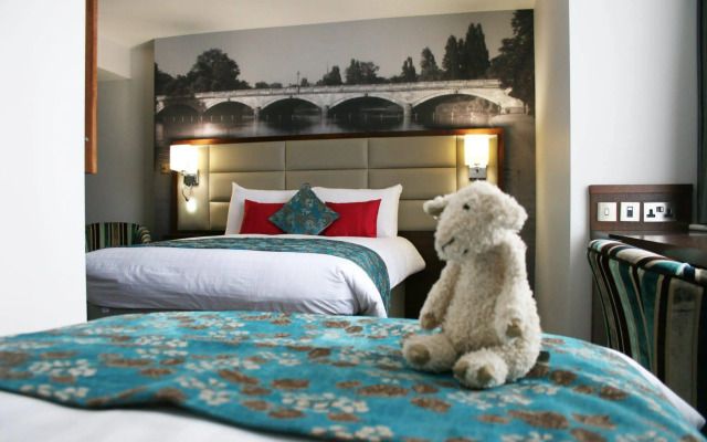Seraphine London Kensington Gardens