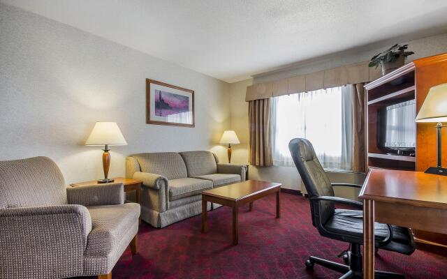 Comfort Inn & Suites