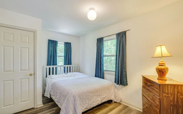 Pet-friendly Lake of the Ozarks Gem!