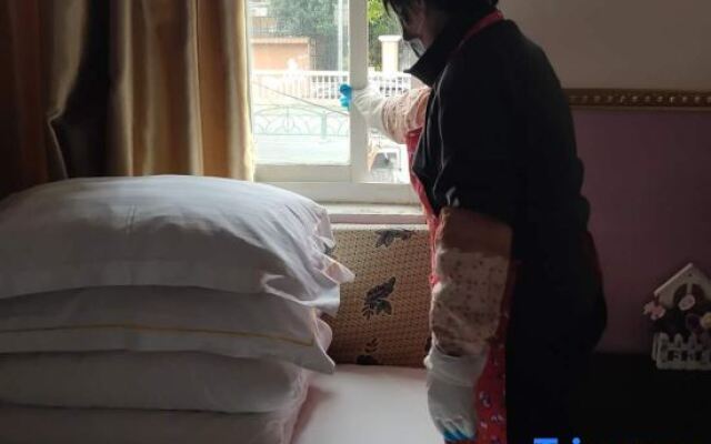 Shanghai Binhua Hotel