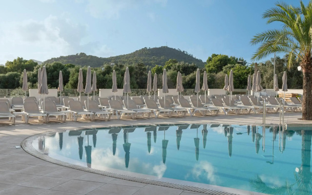 Cala Bona Hotel