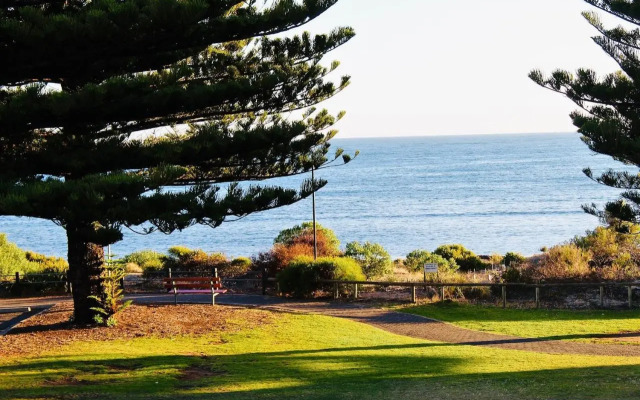 Vista Victor Harbor Beachfront Apartment no 4