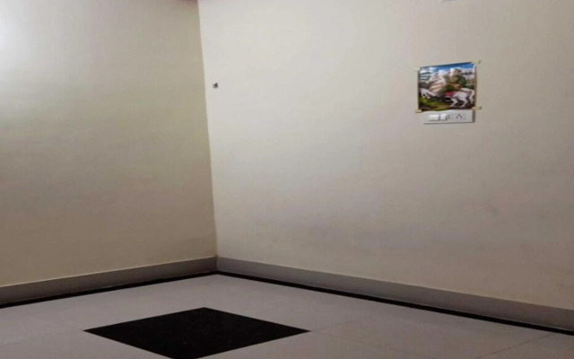 OYO HOME 91096 Krishna Bhawan