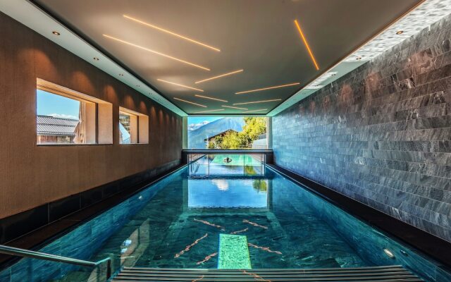 Maraias Luxury Suites & Apartments