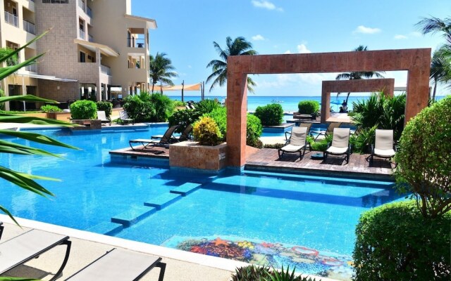 Residences El Faro by Your Best Getaway