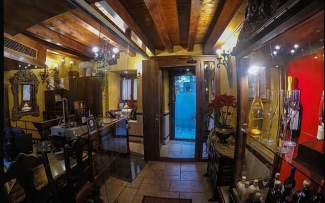 Hospedería Casa De Cisneros