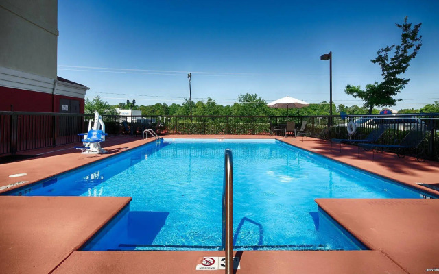 Best Western Plus Huntersville Inn & Suites Near Lake Norman