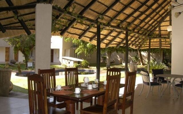 Guest Paradise Lodge