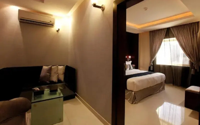 Almuhaidb Takhasosi Residence