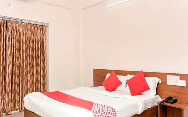 Oyo 23999 Samruddhi Lodge