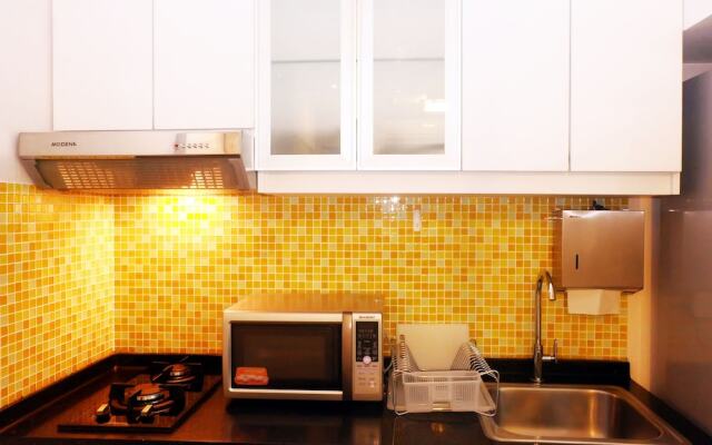 Big Studio at Cosmo Terrace Apartment Thamrin City By Travelio