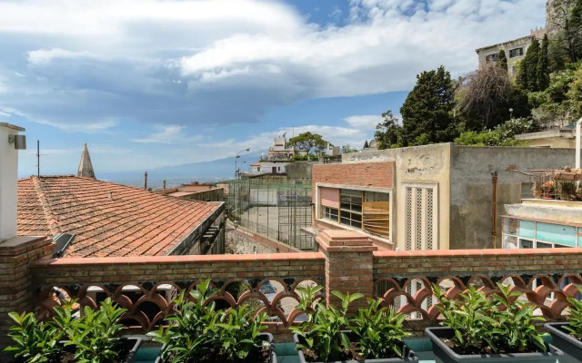 Sweet Taormina Apartment