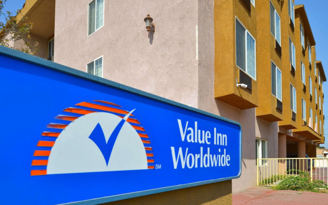 H3 Inn & Suites LAX Airport