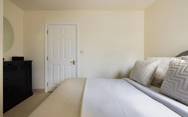 The Peckham Sanctuary - Snazzy 3bdr House With Patio