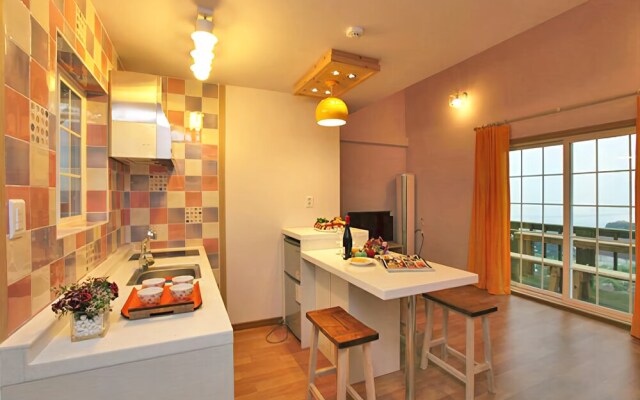 Jeju Olrepeurobangseu Pension