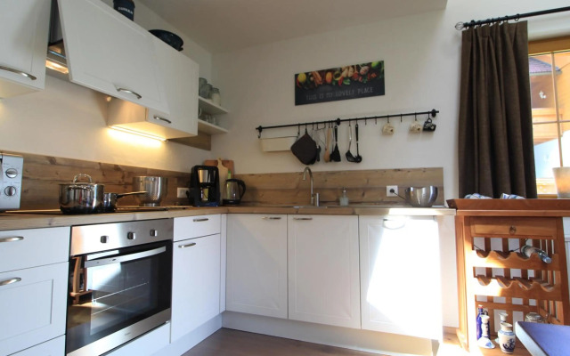 FeWo KITZ - Ski-to-door Apartment