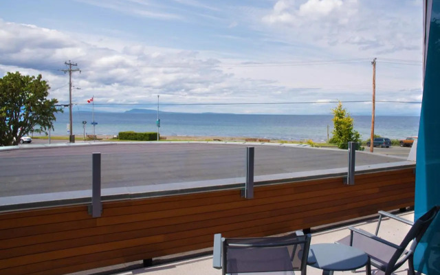 Qualicum Beach Inn