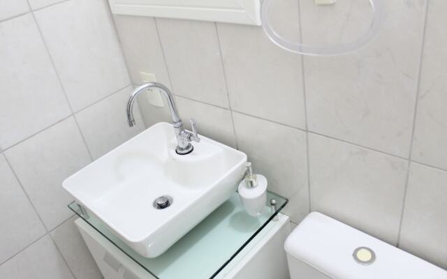 Modern Flat 1 Block From Ipanema Beach