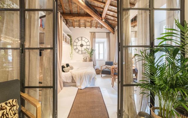 Navona Luxury & Charming Apartment