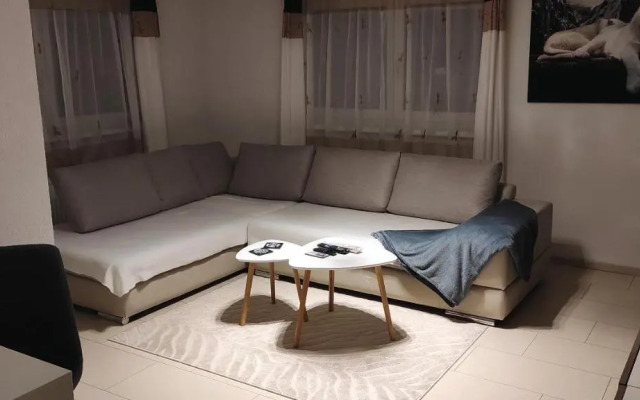 Ferienwohnung mit Sauna und schönem Garten