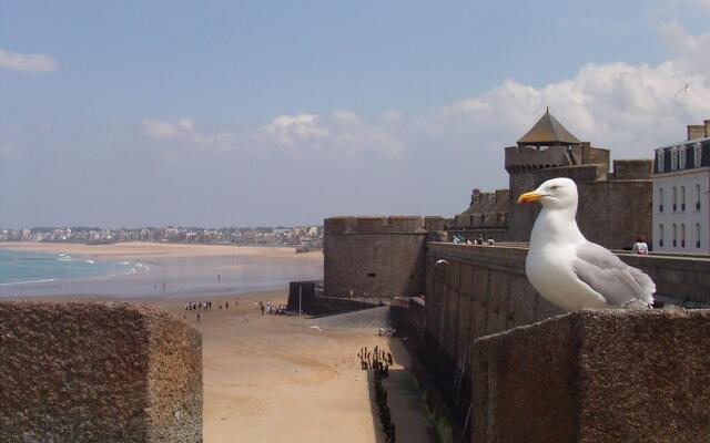 Semi-detached House, St. Cast-le-guildo