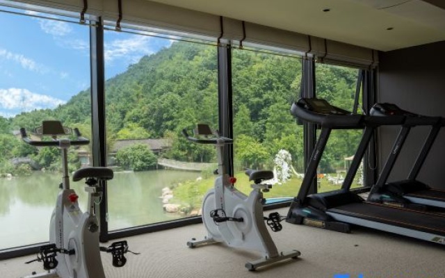 Joyous Retreat – Sports – Huzhou