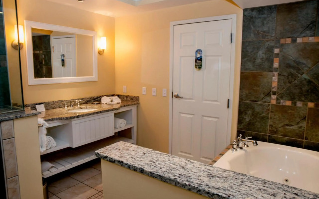 Watkins Glen Harbor Hotel