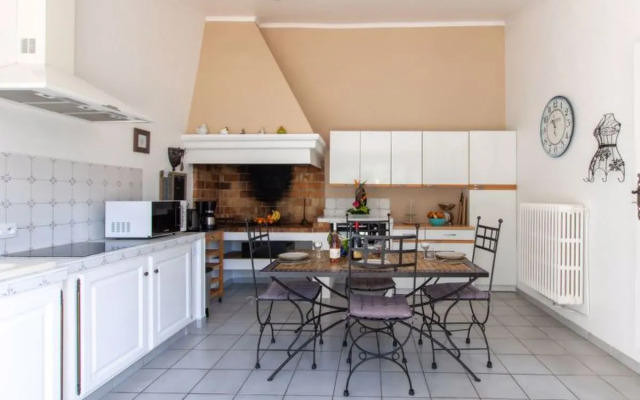 Les Amandiers (MZN100)