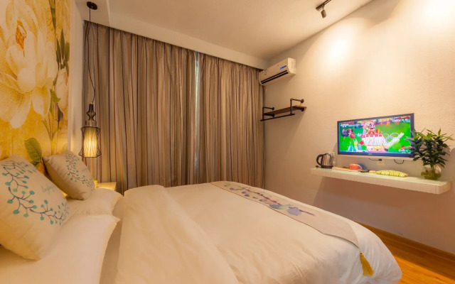 Yangshuo 9 Time Hotel