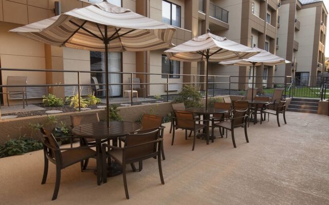Quality Inn Valley Suites