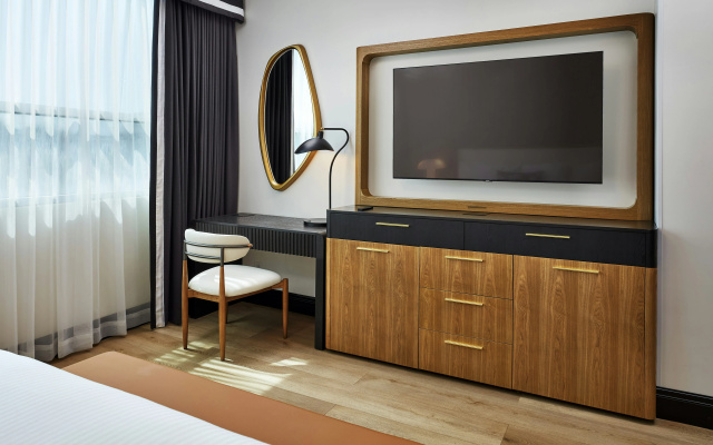Elan Hotel