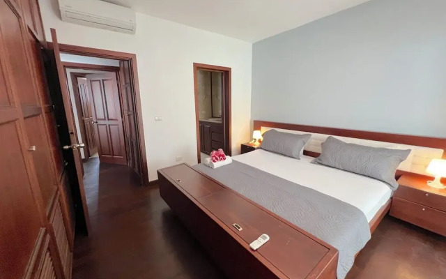 LOS CORALES VILLAS and SUITES